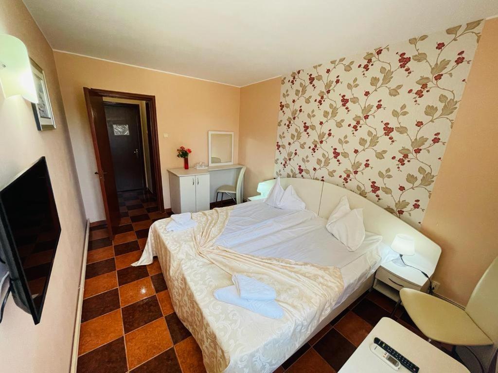 Hotel Turist ネプトゥン エクステリア 写真
