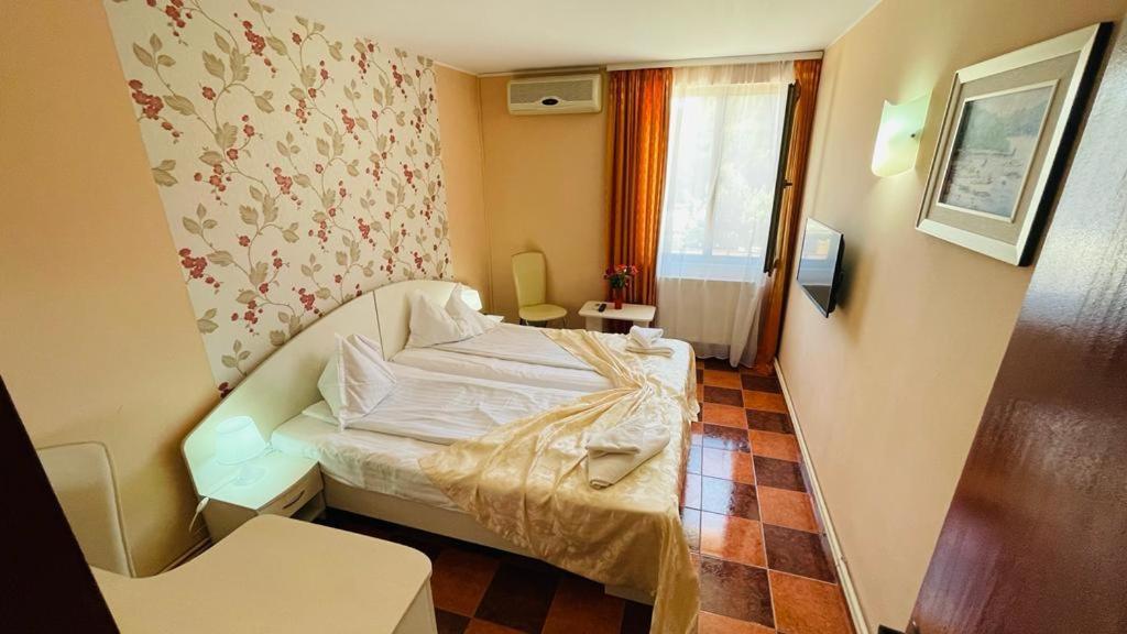 Hotel Turist ネプトゥン エクステリア 写真
