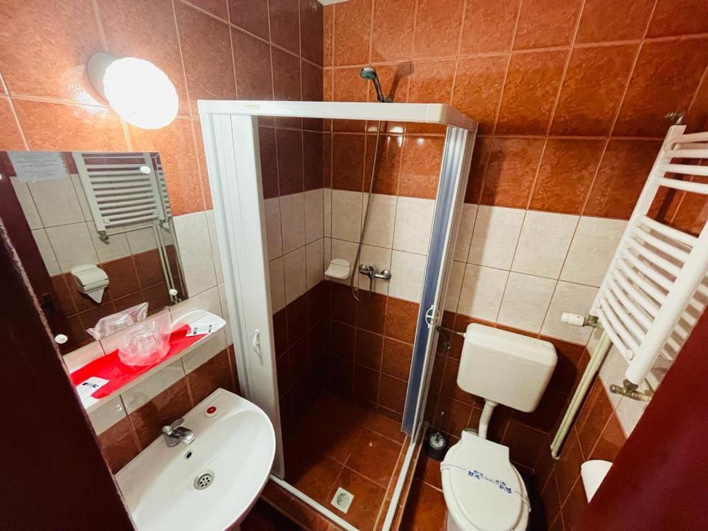 Hotel Turist ネプトゥン エクステリア 写真